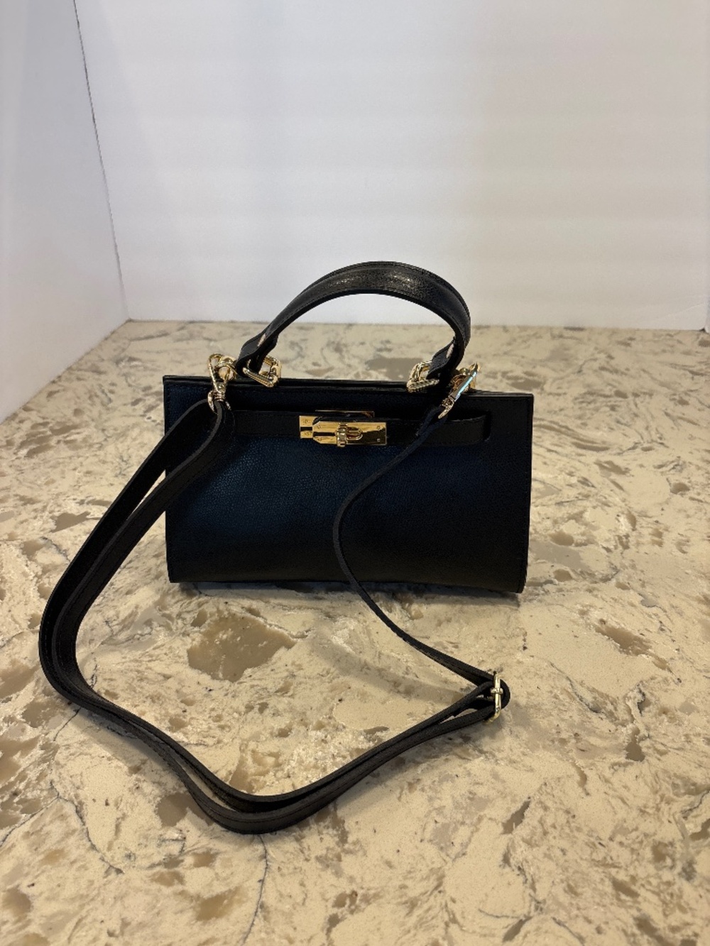 NWOT Borsa in Pelle Italy Black Crossbody Satchel Handbag